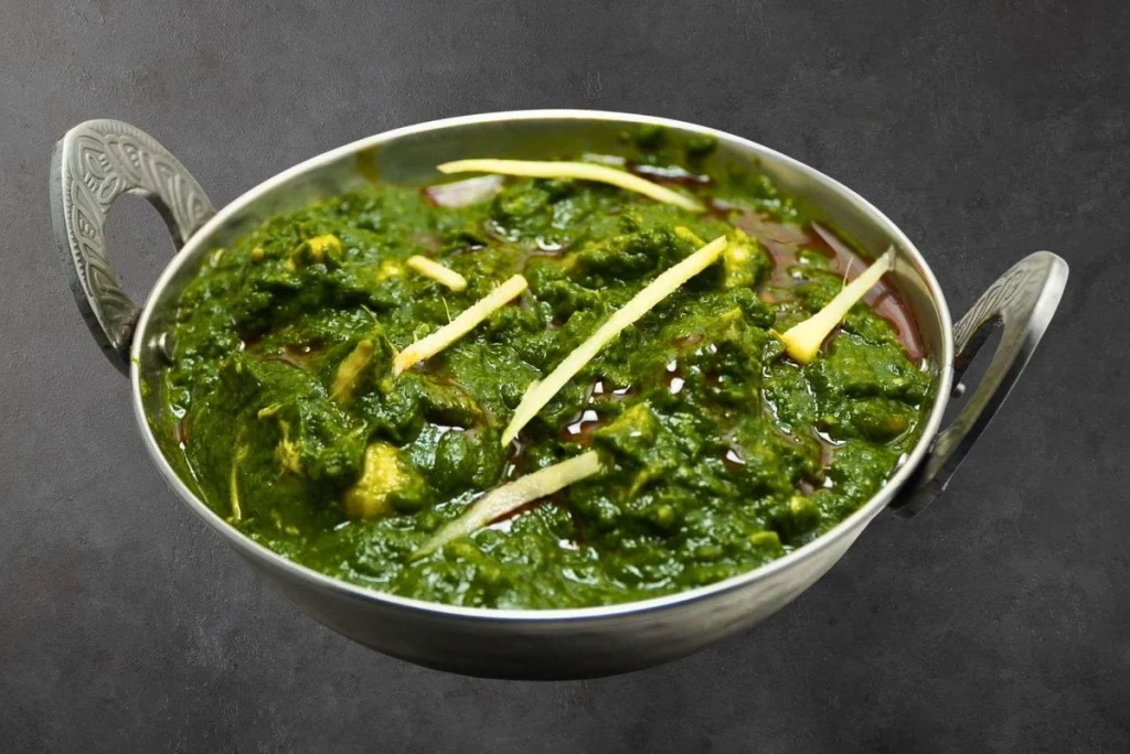 Aloo Palak bei Bollywood Tadka Indisches Restaurant Berlin