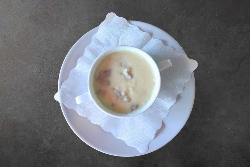 Cream of chicken soup bei Bollywood Tadka Indisches Restaurant Berlin