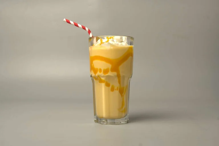Royal mango lassi